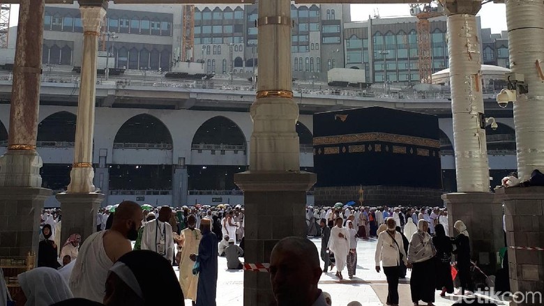 Arab Saudi Terapkan Pajak 5%, Biaya Apa Saja yang Bakal Naik?