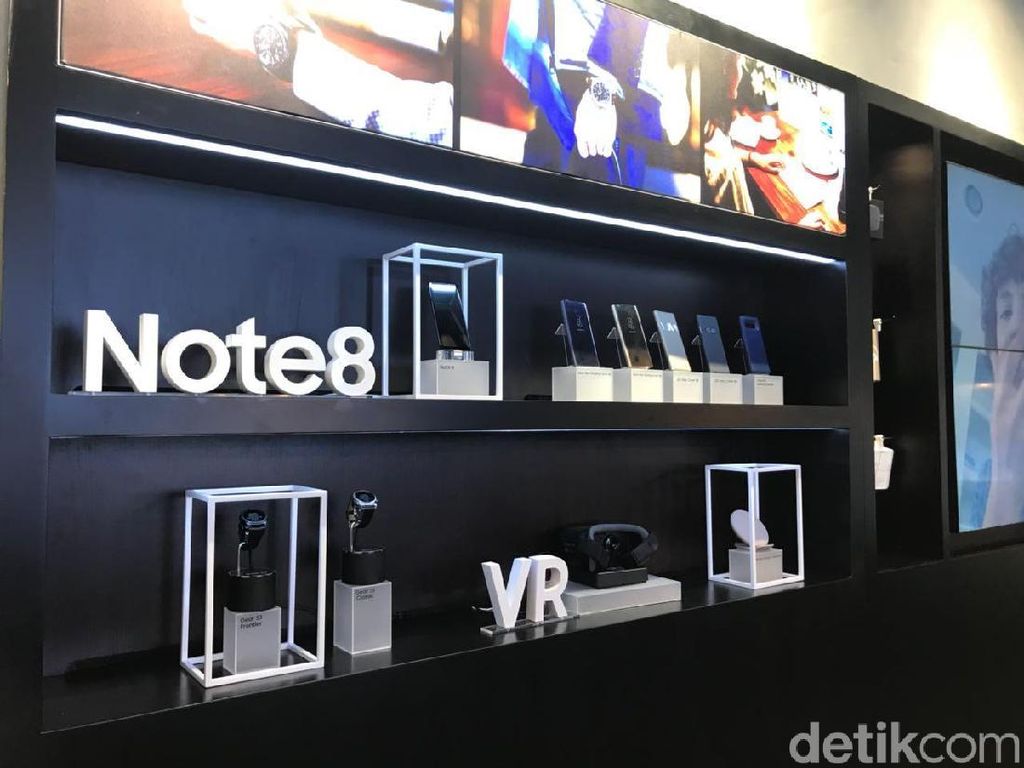 Toko Samsung Terbesar di Asia Tenggara Ada di Jakarta Toko Samsung Terbesar di Asia Tenggara Ada di Jakarta