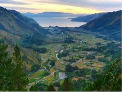 Toba Cross Run Punya Trek Lari yang Pamerkan Eksotisme Danau Toba