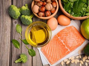 Sering Lupa? Ini 8 Makanan yang Baik Dikonsumsi untuk Perkuat Daya Ingat