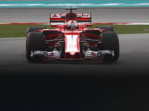 Diwarnai Red Flag, Sesi Latihan Bebas Kedua Jadi Milik Vettel Diwarnai Red Flag, Sesi Latihan Bebas Kedua Jadi Milik Vettel