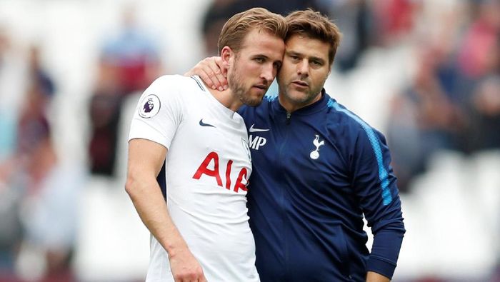 Harry Kane dan Mauricio Pochettino diklaim tak akan meninggalkan Tottenham Hotspur (Matthew Childs/Action Images via Reuters) Harry Kane dan Mauricio Pochettino diklaim tak akan meninggalkan Tottenham Hotspur (Matthew Childs/Action Images via Reuters)