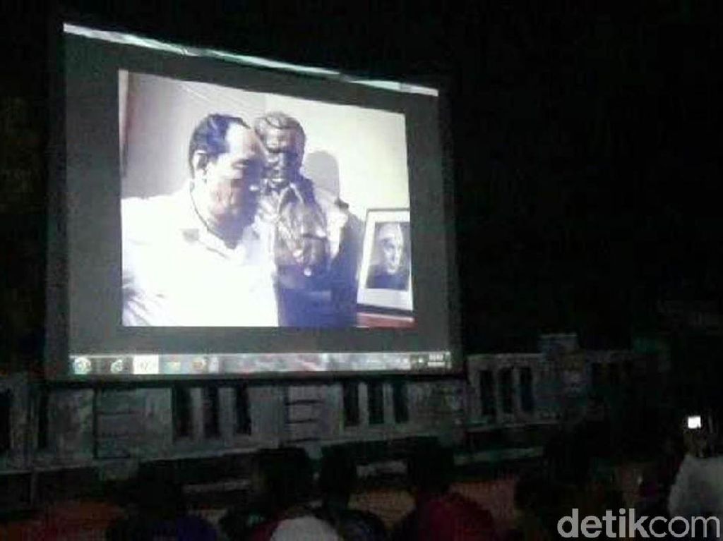 Film Pengkhianatan G30S PKI: Sejarah, Sutradara, dan Tujuan Penayangan Film Pengkhianatan G30S PKI: Sejarah, Sutradara, dan Tujuan Penayangan
