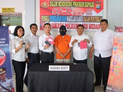 Curi Ponsel Milik WN Palestina, Driver Online di Medan Dibekuk