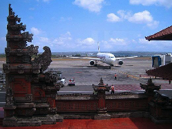 10 Bandara Alternatif Siap Antisipasi Erupsi Gunung Agung