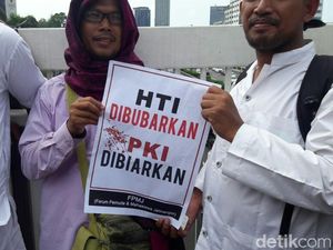 Suara Massa Aksi 299: HTI Dibubarkan, PKI Dibiarkan Suara Massa Aksi 299: HTI Dibubarkan, PKI Dibiarkan