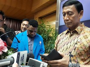 Jangan Jadikan Isu G30S/PKI Gorengan Politik Jangan Jadikan Isu G30S/PKI Gorengan Politik