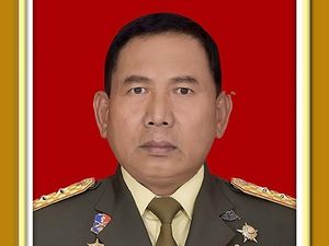 Wakapendam Mulawarman Dicopot Terkait Artikel yang Serang KaBIN Wakapendam Mulawarman Dicopot Terkait Artikel yang Serang KaBIN