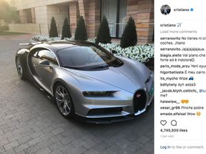 Lagi, Cristiano Ronaldo Pamer Habis Beli Bugatti Chiron Baru