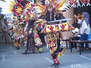 Pesta Karnaval Terbesar Indonesia Jember Fashion Carnaval Hadir di Bali