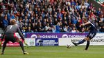 Tottenham Terlalu Tangguh untuk Huddersfield