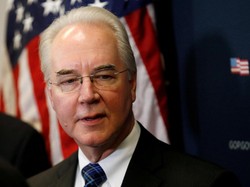 Dikecam karena Pakai Jet Sewaan Saat Dinas, Menkes AS Mundur