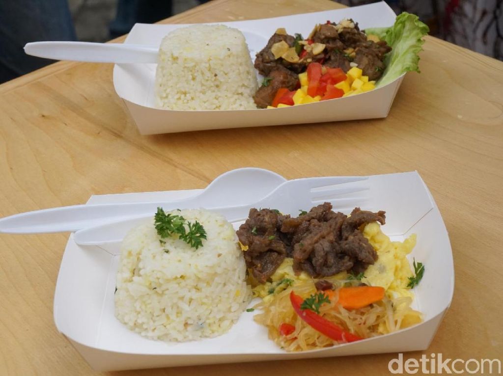 Lewat Senayan? Jangan Lupa Mampir untuk Cicip 11 Makanan Ini! Lewat Senayan? Jangan Lupa Mampir untuk Cicip 11 Makanan Ini!