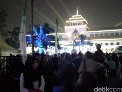Warga Antusias Menikmati Ragam Acara Gedung Sate Festival