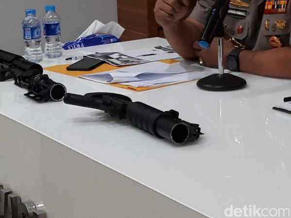 Ini Penampakan Senjata Pelontar Granat yang Diimpor Polri