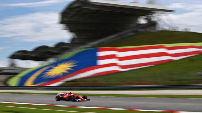 Kimi Raikkonen jadi pebalap tercepat di sesi latihan bebas ketiga GP Malaysia (Foto: Clive Mason/Getty Images)