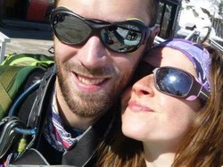 Kisah Tragis Suami Tewas Tertimpa Batu Demi Selamatkan Istri