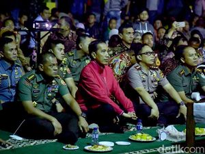 Jokowi Nobar Film G30S/PKI dengan Panglima TNI, PDIP: Bagus