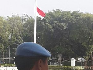 50 Kalimat Pengobar Semangat untuk Memperingati G30S/PKI 50 Kalimat Pengobar Semangat untuk Memperingati G30S/PKI