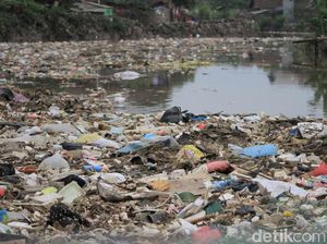 Sampah Kiriman Berdampak Banjir di Kabupaten Bandung