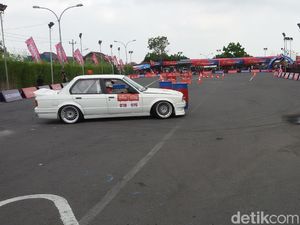Tantang Drifter Dunia, Drifter RI Siap Adu Nyali Ngesot Pakai Mobil Tantang Drifter Dunia, Drifter RI Siap Adu Nyali Ngesot Pakai Mobil
