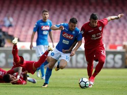 Hajar Cagliari 3-0, Napoli Masih Sempurna