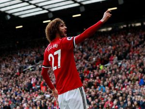 Fellaini Ngedate dengan Eks Model Playboy