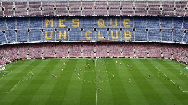 Stadion Camp Nou tidak dibuka untuk umum ketika Barcelona menjamu Las Palmas di pekan ketujuh La Liga.