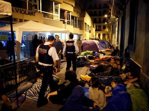 Ramai-ramai Camping Demi Kemerdekaan Catalonia