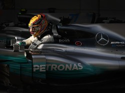 Hamilton Kaget Raih Pole, Waspadai Red Bull