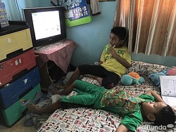 Dampak Kalau Ada TV di Kamar Anak