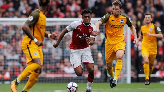 Arsenal tampil sangat dominan di babak pertama.