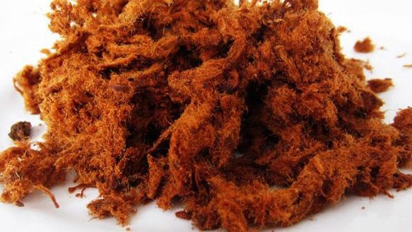 Benar Nggak Sih, 7 Makanan Ini Selalu Dibawa Orang Indonesia Saat ke Luar Negeri?