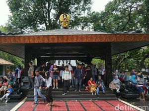 Alasan Warga Berkunjung Monumen Pancasila Sakti: Ingat Sejarah! Alasan Warga Berkunjung Monumen Pancasila Sakti: Ingat Sejarah!