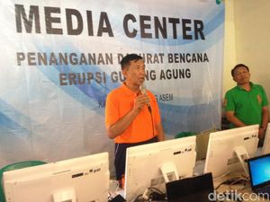 Gubernur Bali: Banyak Rentetan Masalah Terkait Status Gunung Agung