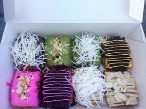 5 Gerai Ini Punya Pisang Goreng Nugget Enak dengan Topping Nutella hingga Oreo 5 Gerai Ini Punya Pisang Goreng Nugget Enak dengan Topping Nutella hingga Oreo