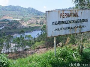 Status Kawah Sileri di Dataran Dieng Tinggi Turun Menjadi Normal