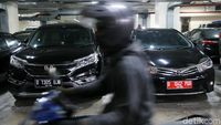 Foto: Ini Jajaran Mobil Dinas Mewah DPRD yang akan Ditarik Djarot