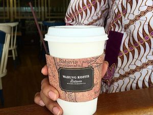 Kalau Berbaju Batik Hari Ini, Anda Bisa Dapat Promo dari 4 Gerai Makanan Ini