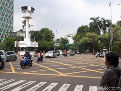 Lucunya Reaksi Pemotor di Thamrin yang Ditegur CCTV Bersuara