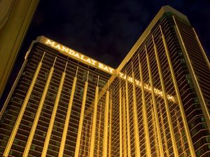 Penembakan Dekat Kasino Mandalay Bay di Las Vegas, 2 Orang Tewas Penembakan Dekat Kasino Mandalay Bay di Las Vegas, 2 Orang Tewas
