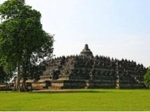 Ada Fashion Show Spektakuler yang Digelar di Candi Borobudur