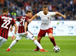 Roma Taklukkan Milan 2-0 di San Siro