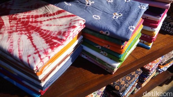 Foto: Transformasi Batik Dulu dan Sekarang