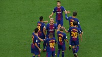 Kemenangan ini melanjutkan start sempurna Barca di La Liga. Mereka belum pernah kehilangan angka dalam tujuh laga dan memimpin klasemen dengan 21 poin. Foto: Albert Gea/Reuters