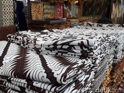 Mengungkap Modus Batik dari China dan India Masuk RI