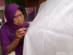 Mbah Sepi, Pembatik Tulis Tradisional yang Tersisa di Purworejo