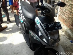 Pemotor Tewas Terlindas Truk Kontainer di Koja