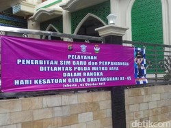 Yayasan Bhayangkari Layani Pembuatan 140 SIM di TPA Bantar Gebang