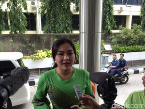 Diperiksa 5 Jam, Vicky Shu Ditanya soal Umrah dengan First Travel